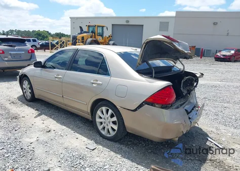 2006 Honda Accord 3.0 Ex z USA, uszkodzony, nr VIN 1HGCM66596A073749